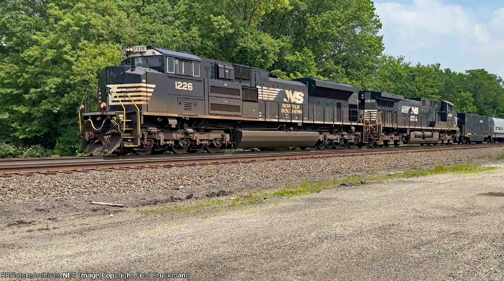 NS 1226 leads the mixer.